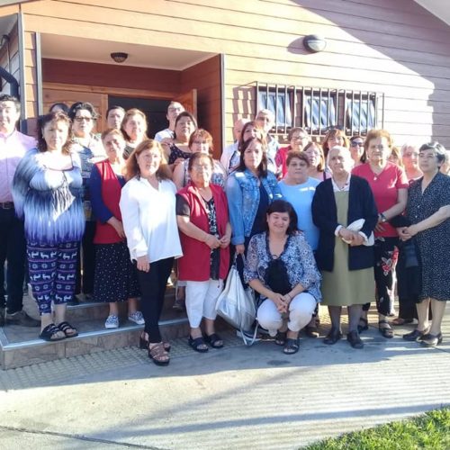 (24 de Diciembre) Agradezco a la Junta de Vecinos Lomas de Huitrán II de Padre las Casas y su presidenta Rosa Hernández por haber confiado en nuestro equipo, compartimos la celebración de Navidad acompañados por Marcela Esparza, presidenta de la Unión Comunal.