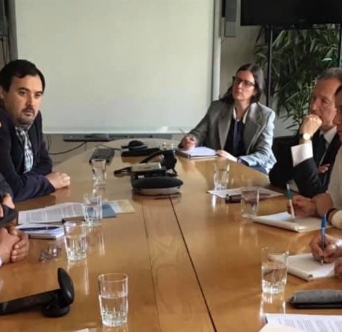 (22 de abril 2019) En reunión de trabajo con Director Nacional de INDAP, Carlos Recondo, quien nos confirmó que podremos contar con oficina de INDAP en la Comuna de Ercilla y nuevo módulo PRODESAL en la zona cordillerana de Collipulli.