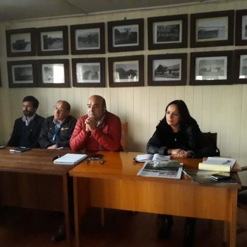 (29 de abril 2019) En la localidad de Nehuentué con el Sindicato de Acuicultores. Junto a Juan Carlos Soto; Jefe de Área de Programas Fondo de Fomento para la Pesca Artesanal, Cristián Espinoza; Jefe Zonal de Sernapesca y Humberto Avilés, encargado oficina Pesca Municipalidad de Carahue.