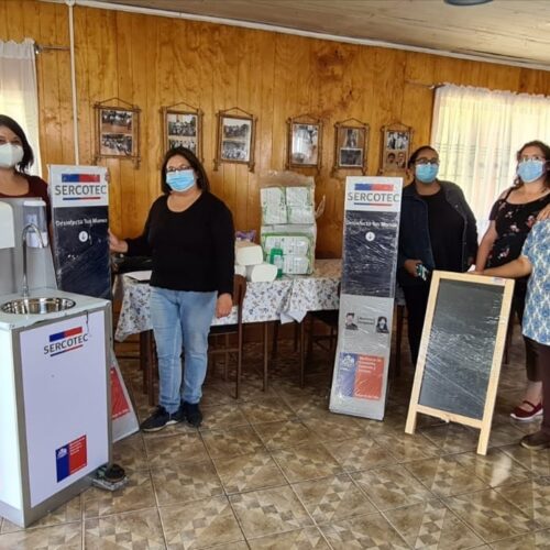 30 DICIEMBRE 2020 - HOY ACOMPAÑAMOS A LA AGRUPACIÓN DE EMPRENDEDORES ALMAGRO, QUIENES CON AYUDA DE NUESTRO EQUIPO TERRITORIAL POSTULARON AL PROYECTO REACTÍVATE KIT DE SANITIZACIÓN PARA FERIAS LIBRES Y BARRIOS COMERCIALES, Y FUERON BENEFICIADOS. ¡SEGUIMOS TRABAJANDO JUNTO A NUESTROS VECINOS!